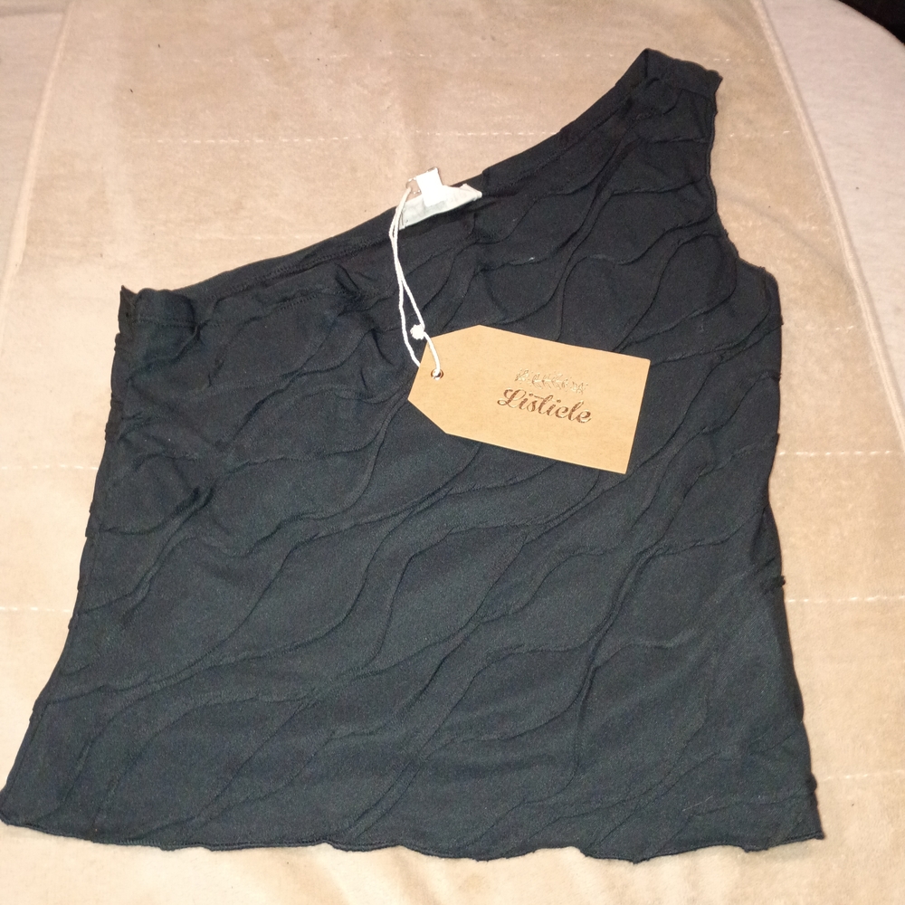 Listicle One-Shoulder Black Textured Tank Top Medium New With Tags